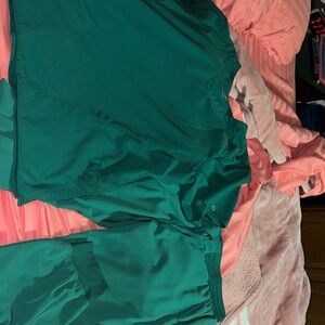 WonderWink Women's Green Scrub Set